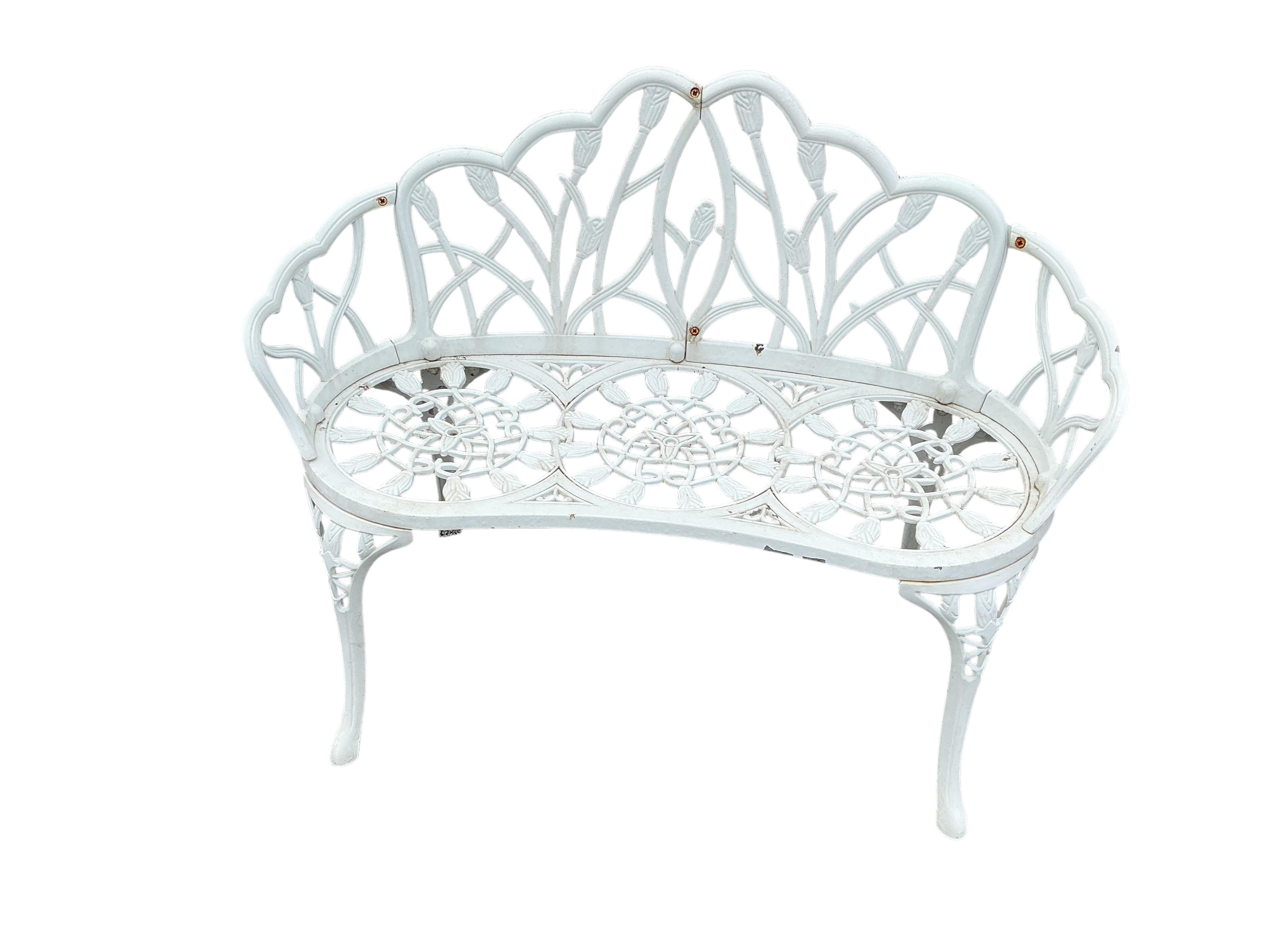 A pair of white painted aluminium garden benches, width 100cm, height 78cm and a similar rectangular glass topped table